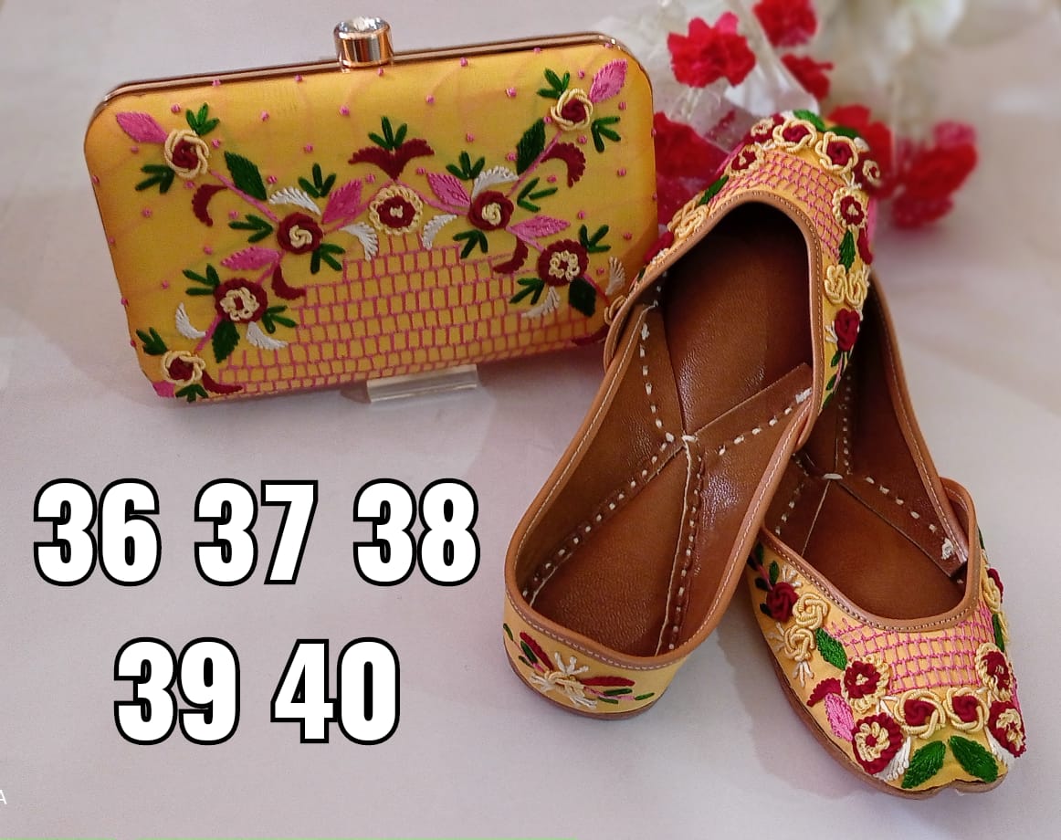Buy Women's Punjabi Jutti With Clutch Bag Online Product ID:- 042