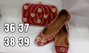 Buy Women's Punjabi Jutti With Clutch Bag Online