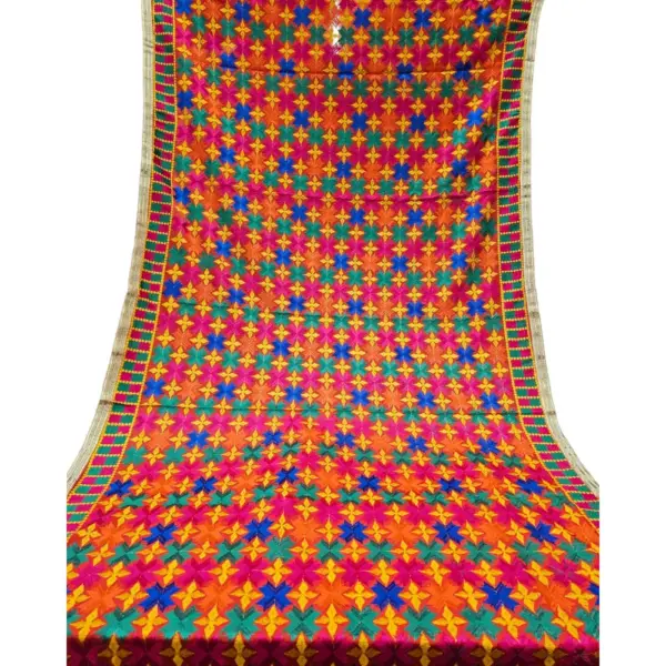 Traditional Punjabi Phulkari Dupatta