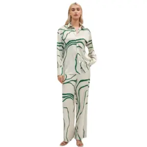 Amethyst Abstract Womens with Green Lining Co-ord Set