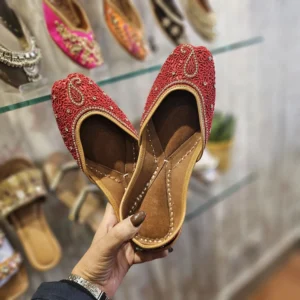 Maroon Designer Punjabi Jutti for Women