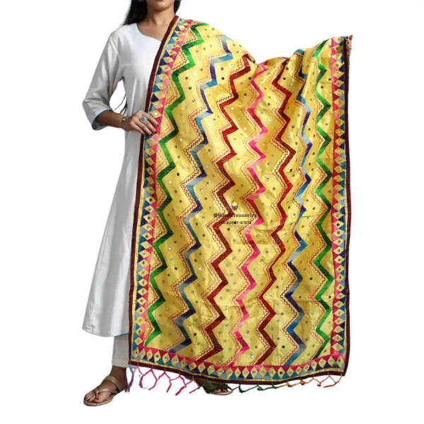 Butter Yellow Ranihati Chanderi Silk Punjabi Phulkari Dupatta