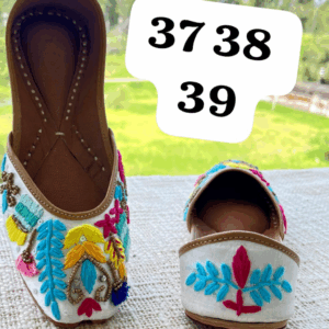 Cream Multicolor Embroidered Punjabi Jutti For Women