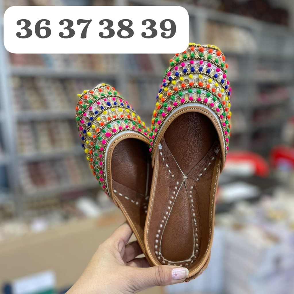 Golden Multicolor Punjabi Jutti For Women