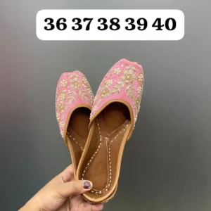 Pearled Rose Punjabi Jutti For Women