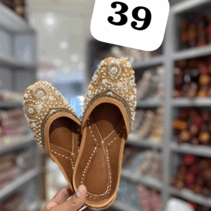 Royal Gold Punjabi Jutti For Women